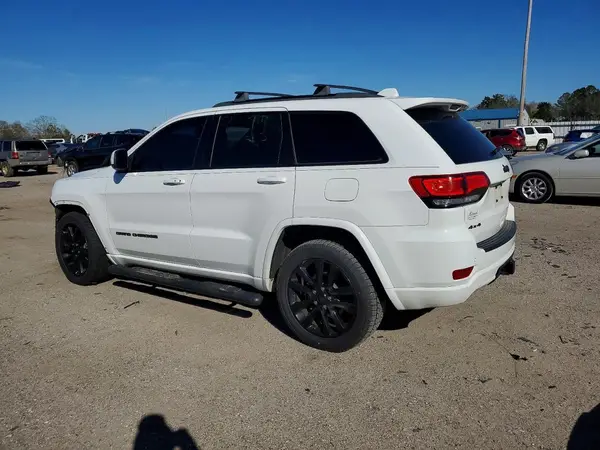 1C4RJFAG9JC469297 2018 JEEP GRAND CHEROKEE - Image 2