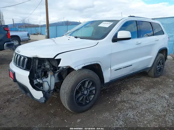 1C4RJFAG9JC470174 2018 JEEP GRAND CHEROKEE - Image 2