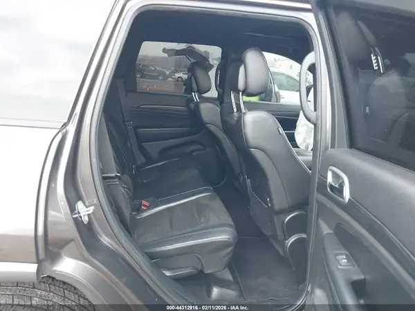 1C4RJFAG9KC565576 2019 JEEP GRAND CHEROKEE - Image 8