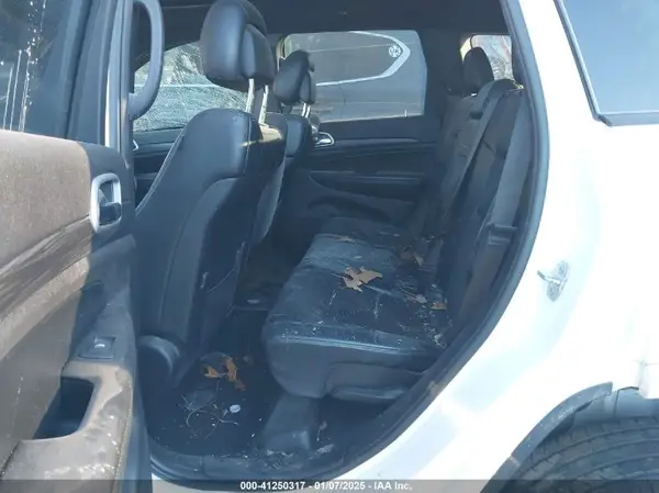 1C4RJFAG9KC588520 2019 JEEP GRAND CHEROKEE - Image 8