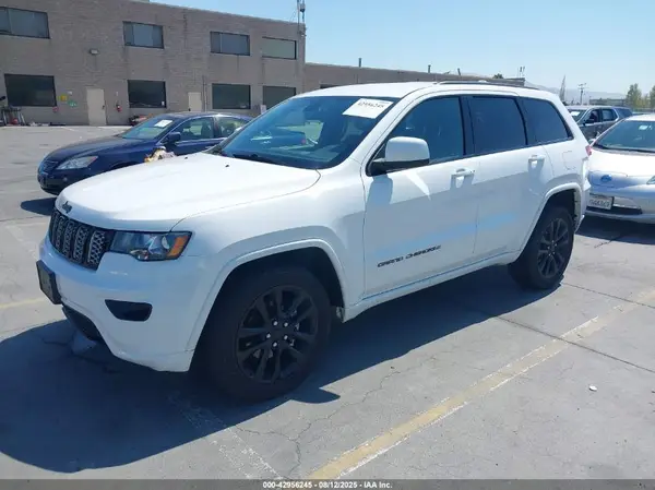 1C4RJFAG9KC595077 2019 JEEP GRAND CHEROKEE - Image 2