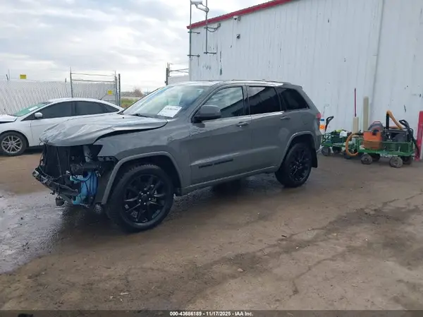 1C4RJFAG9KC728680 2019 JEEP GRAND CHEROKEE - Image 2