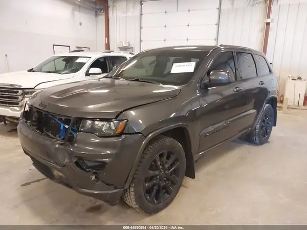 1C4RJFAG9KC825779 2019 JEEP GRAND CHEROKEE - Image 2