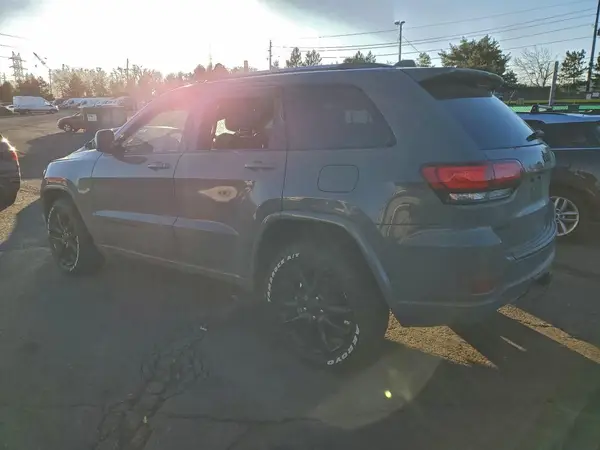1C4RJFAG9LC284489 2020 JEEP GRAND CHEROKEE - Image 2