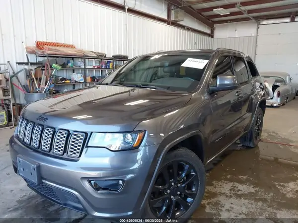 1C4RJFAG9LC325526 2020 JEEP GRAND CHEROKEE - Image 2