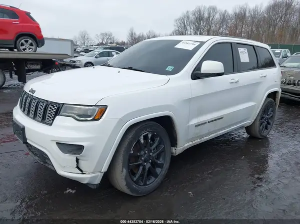 1C4RJFAG9MC823906 2021 JEEP GRAND CHEROKEE - Image 2