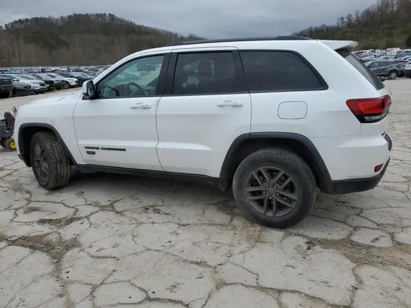 1C4RJFAGXGC338677 2016 JEEP GRAND CHEROKEE - Image 2