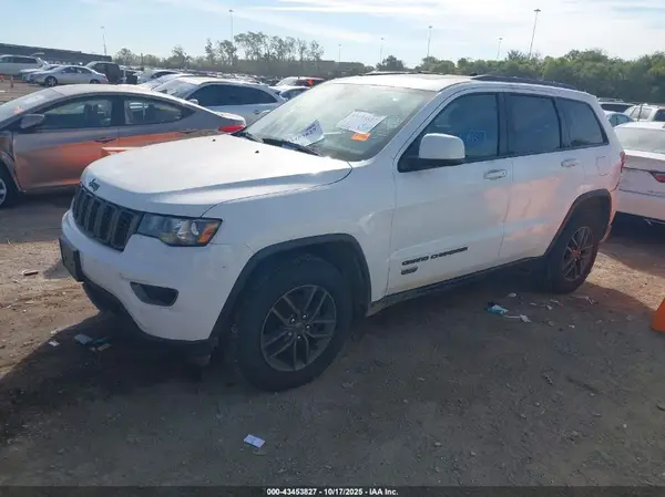1C4RJFAGXGC493990 2016 JEEP GRAND CHEROKEE - Image 2