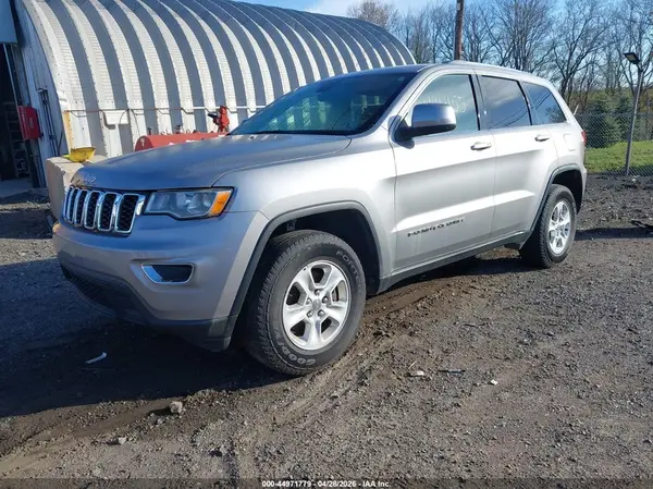 1C4RJFAGXHC658079 2017 JEEP GRAND CHEROKEE - Image 2