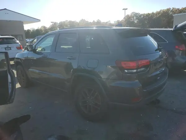 1C4RJFAGXHC670507 2017 JEEP GRAND CHEROKEE - Image 2
