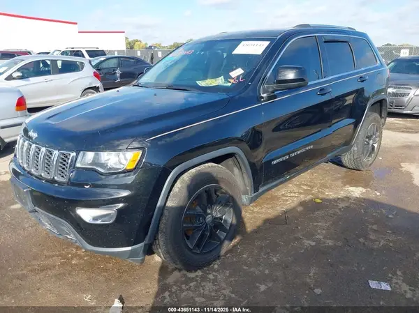 1C4RJFAGXHC710696 2017 JEEP GRAND CHEROKEE - Image 2