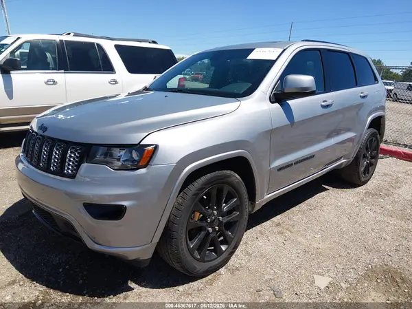 1C4RJFAGXHC714408 2017 JEEP GRAND CHEROKEE - Image 2