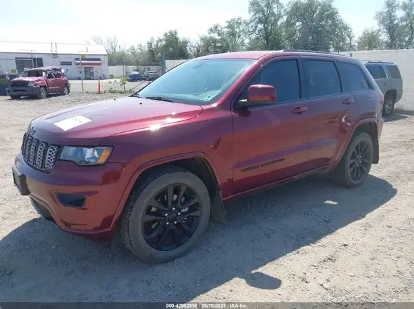 1C4RJFAGXHC744718 2017 JEEP GRAND CHEROKEE - Image 2