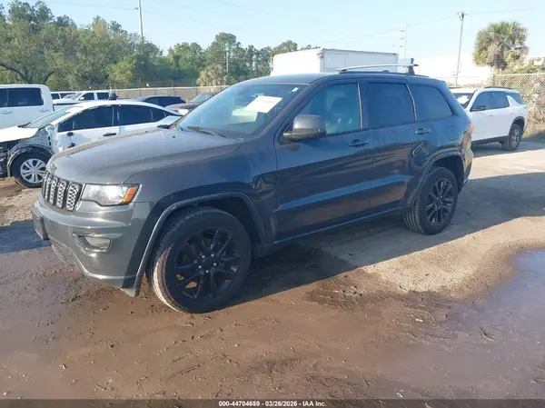 1C4RJFAGXHC818722 2017 JEEP GRAND CHEROKEE - Image 2