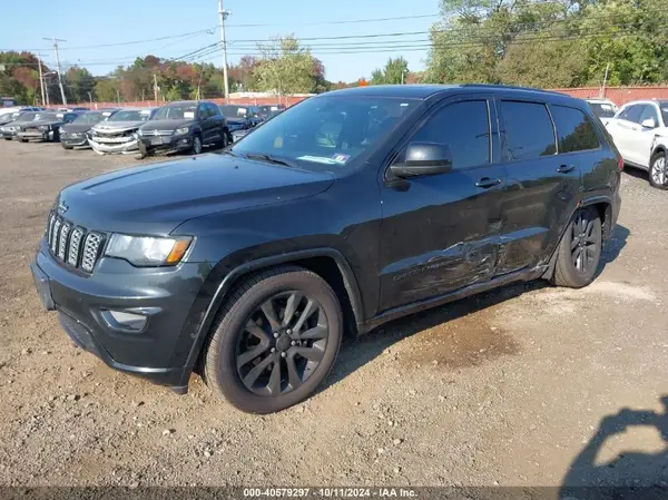 1C4RJFAGXHC828747 2017 JEEP GRAND CHEROKEE - Image 2