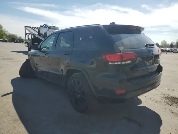1C4RJFAGXHC828795 2017 JEEP GRAND CHEROKEE - Image 2