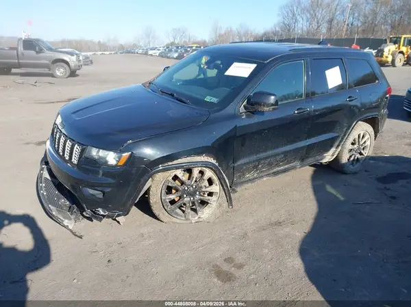 1C4RJFAGXHC841675 2017 JEEP GRAND CHEROKEE - Image 2