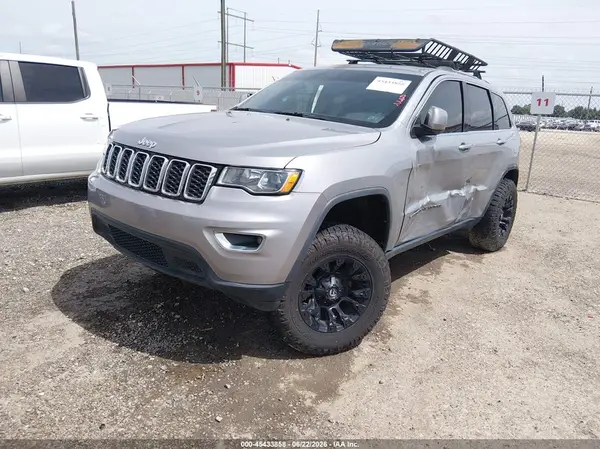 1C4RJFAGXHC848707 2017 JEEP GRAND CHEROKEE - Image 2