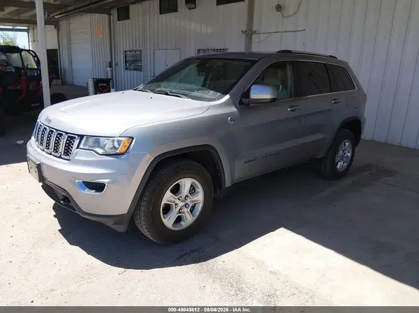1C4RJFAGXHC857939 2017 JEEP GRAND CHEROKEE - Image 2