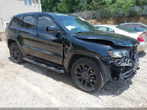 1C4RJFAGXHC864549 2017 JEEP GRAND CHEROKEE - Image 1