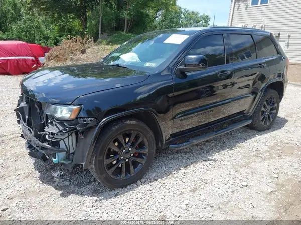 1C4RJFAGXHC864549 2017 JEEP GRAND CHEROKEE - Image 2