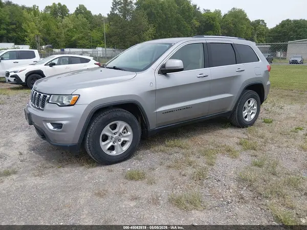 1C4RJFAGXHC884557 2017 JEEP GRAND CHEROKEE - Image 2