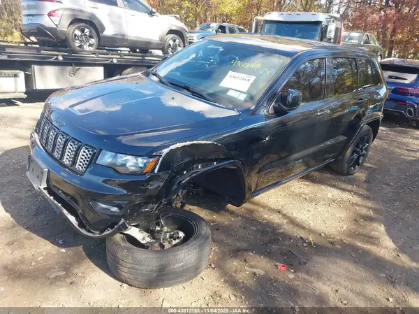 1C4RJFAGXHC892142 2017 JEEP GRAND CHEROKEE - Image 2