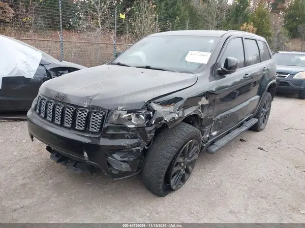 1C4RJFAGXHC910039 2017 JEEP GRAND CHEROKEE - Image 2