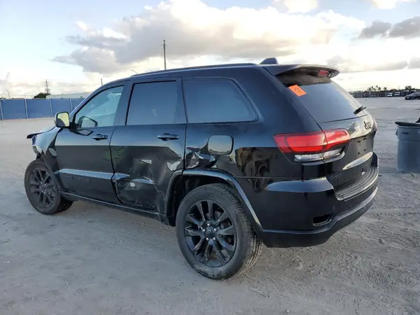 1C4RJFAGXJC140012 2018 JEEP GRAND CHEROKEE - Image 2