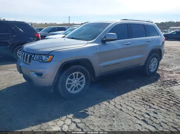 1C4RJFAGXJC161880 2018 JEEP GRAND CHEROKEE - Image 2