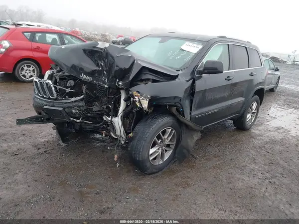 1C4RJFAGXJC162964 2018 JEEP GRAND CHEROKEE - Image 2