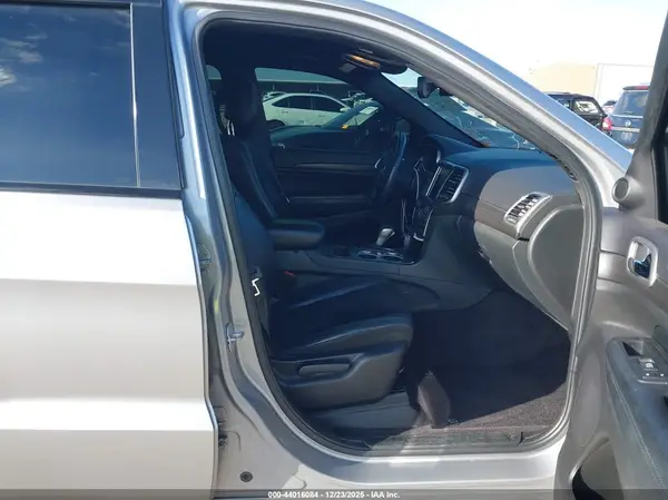 1C4RJFAGXJC214531 2018 JEEP GRAND CHEROKEE - Image 8