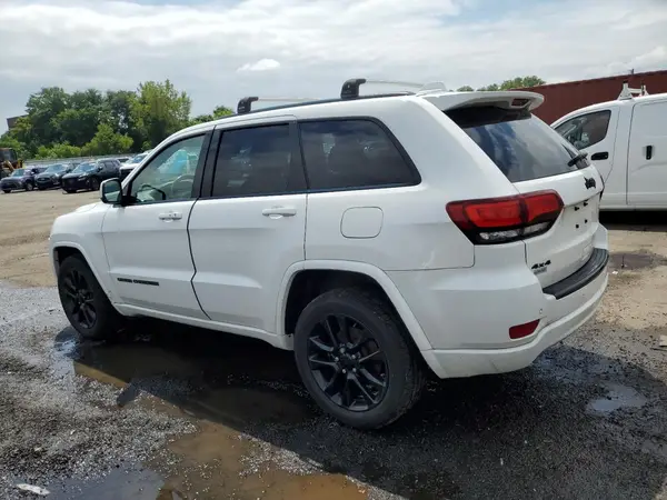 1C4RJFAGXJC229045 2018 JEEP GRAND CHEROKEE - Image 2