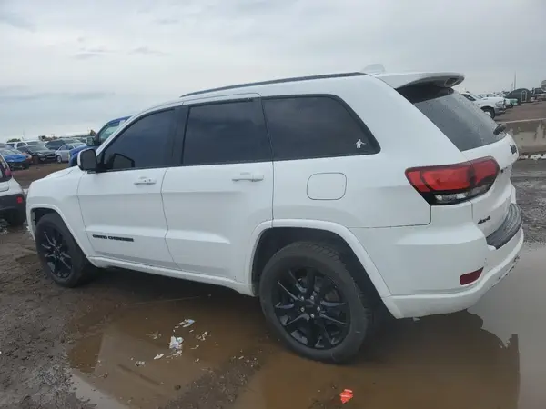 1C4RJFAGXJC235833 2018 JEEP GRAND CHEROKEE - Image 2