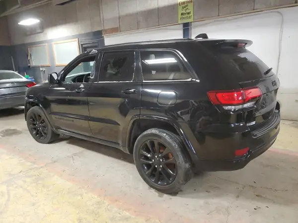 1C4RJFAGXJC263485 2018 JEEP GRAND CHEROKEE - Image 2