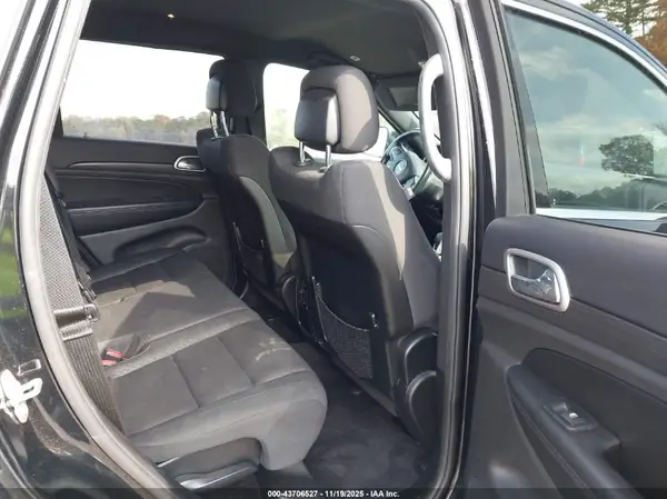1C4RJFAGXJC287009 2018 JEEP GRAND CHEROKEE - Image 8