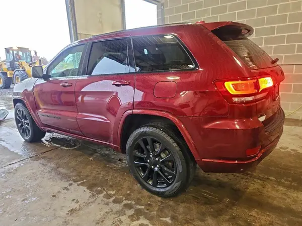 1C4RJFAGXJC348701 2018 JEEP GRAND CHEROKEE - Image 2
