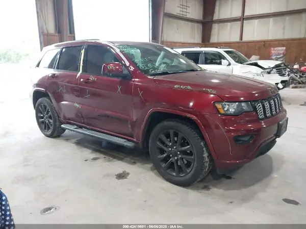 1C4RJFAGXJC394223 2018 JEEP GRAND CHEROKEE - Image 1