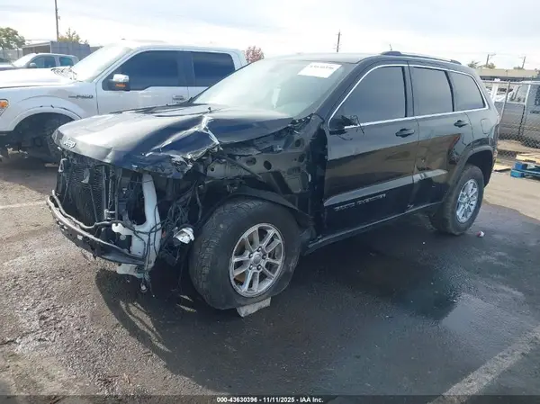 1C4RJFAGXJC468028 2018 JEEP GRAND CHEROKEE - Image 2