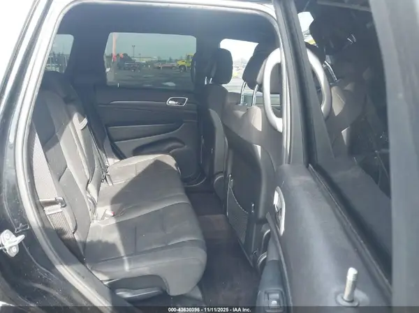 1C4RJFAGXJC468028 2018 JEEP GRAND CHEROKEE - Image 8