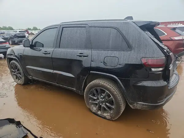 1C4RJFAGXJC500248 2018 JEEP GRAND CHEROKEE - Image 2