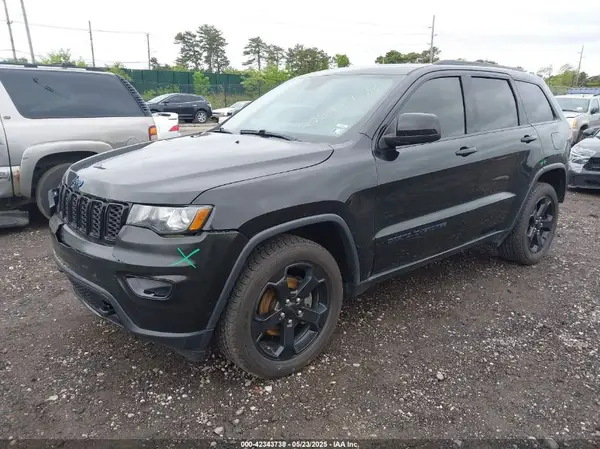 1C4RJFAGXJC502498 2018 JEEP GRAND CHEROKEE - Image 2