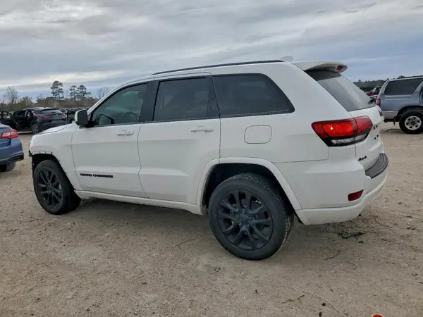 1C4RJFAGXJC504915 2018 JEEP GRAND CHEROKEE - Image 2
