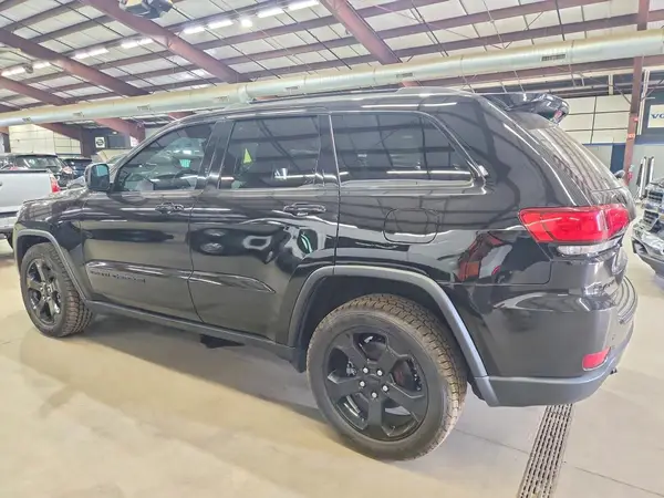 1C4RJFAGXKC612565 2019 JEEP GRAND CHEROKEE - Image 2