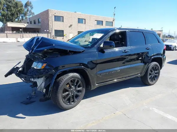 1C4RJFAGXKC654864 2019 JEEP GRAND CHEROKEE - Image 2