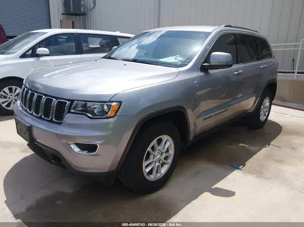 1C4RJFAGXKC754172 2019 JEEP GRAND CHEROKEE - Image 2