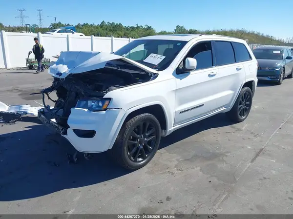 1C4RJFAGXKC826018 2019 JEEP GRAND CHEROKEE - Image 2