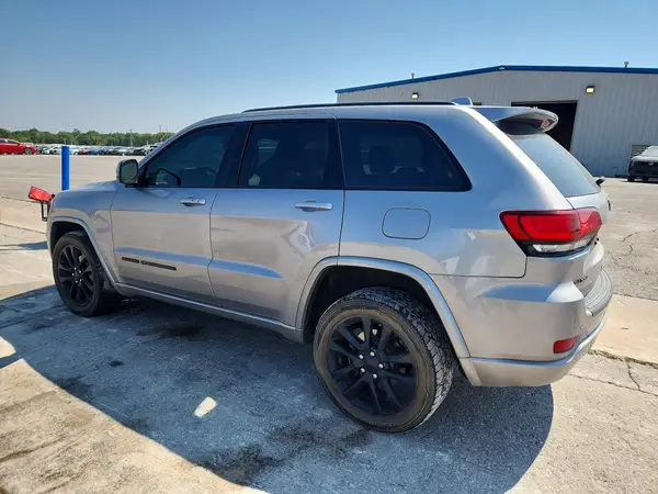 1C4RJFAGXLC151465 2020 JEEP GRAND CHEROKEE - Image 2