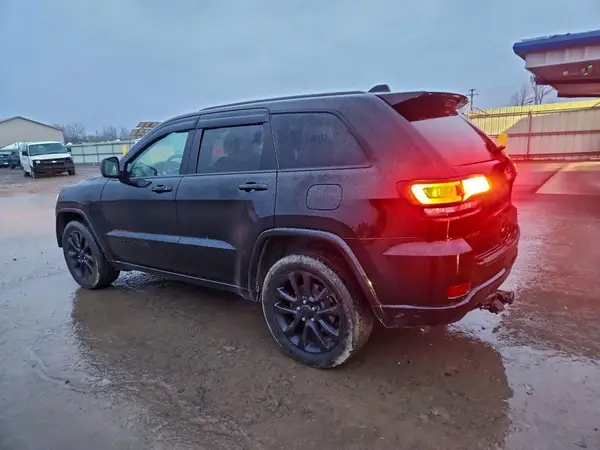 1C4RJFAGXLC255390 2020 JEEP GRAND CHEROKEE - Image 2