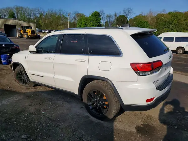 1C4RJFAGXLC290477 2020 JEEP GRAND CHEROKEE - Image 2